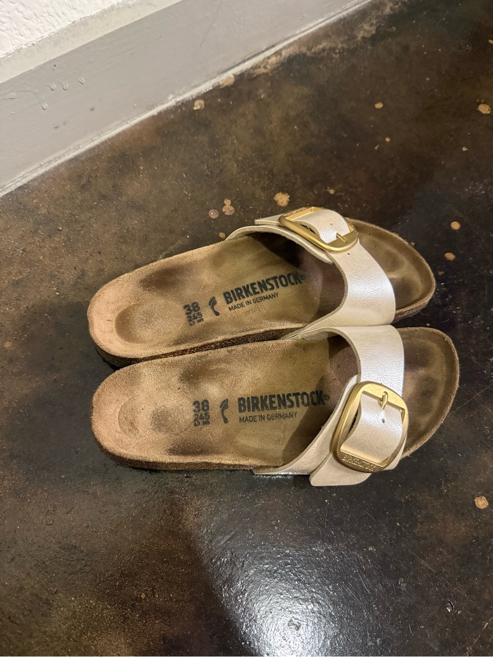 Birkenstock Cream Single-Strap Sandals with Gold Buckles - Picture 3 of 4